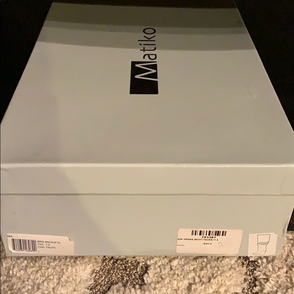 Matiko Gia Wedge Boot - Picture 3 of 3